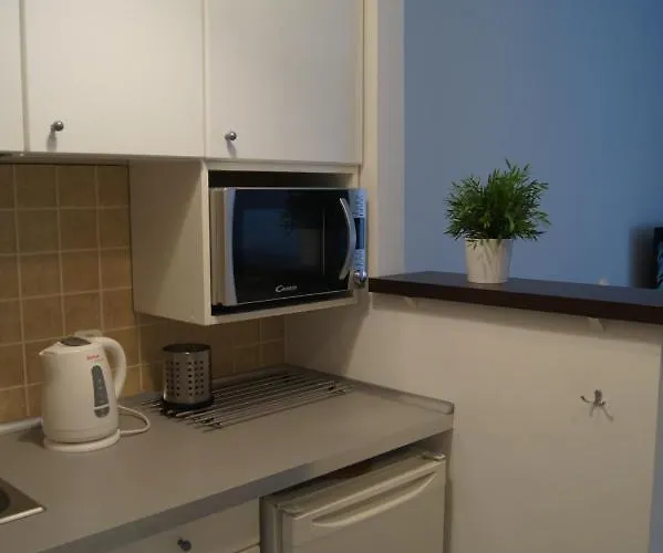 Zlota 81 * وارسو