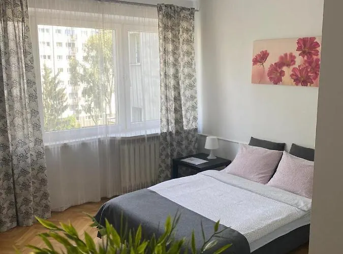 Zlota 81 فندق وارسو