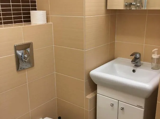 فندق Zlota 81 وارسو